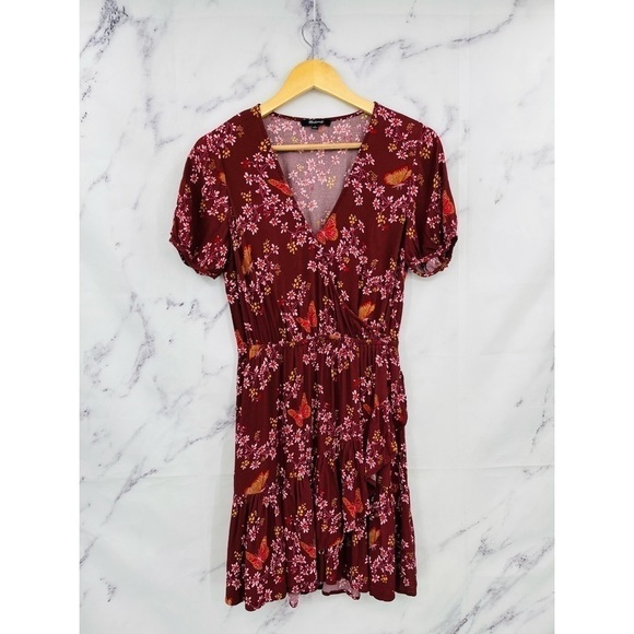 Q031 Madewell Ruffle-Wrap Dress in Windowbox Floral - Picture 6 of 10